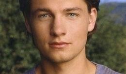 史密斯枫个人资料,才华横溢的青年才俊，揭秘其非凡人生轨迹