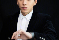 王大陆资料个人资料,从阳光少年到实力派演员的成长之路