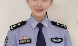 女警察图片